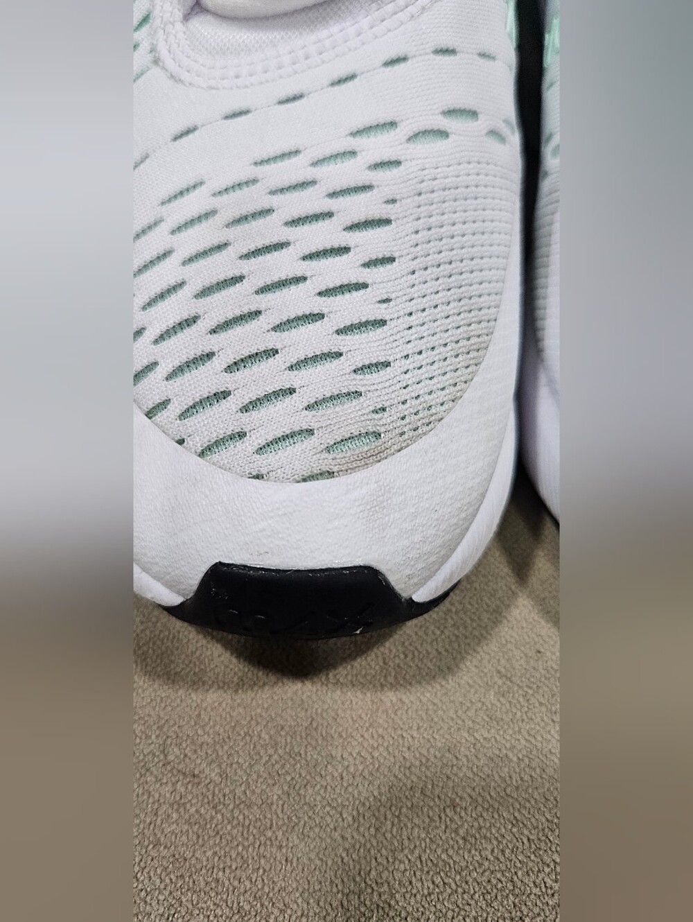 Nike Air Max 270 Women's White Mint and Teal Sneakers SIZE 7 - Picture 5 of 13